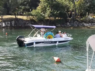 rent-a-boat-porec-23